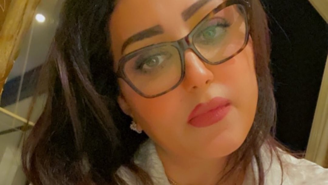 وفاء عامر