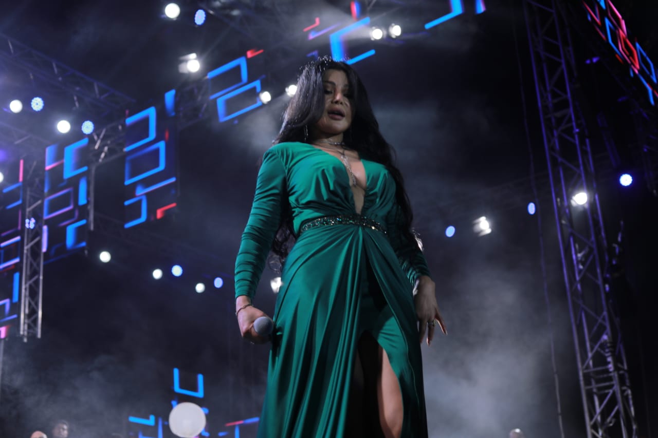 165b6de6-f023-4187-9184-5403ce35480f