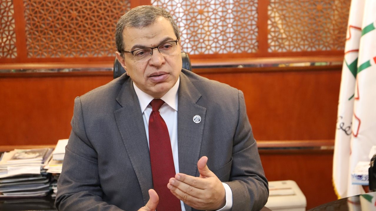 وزير القوي العاملة 
