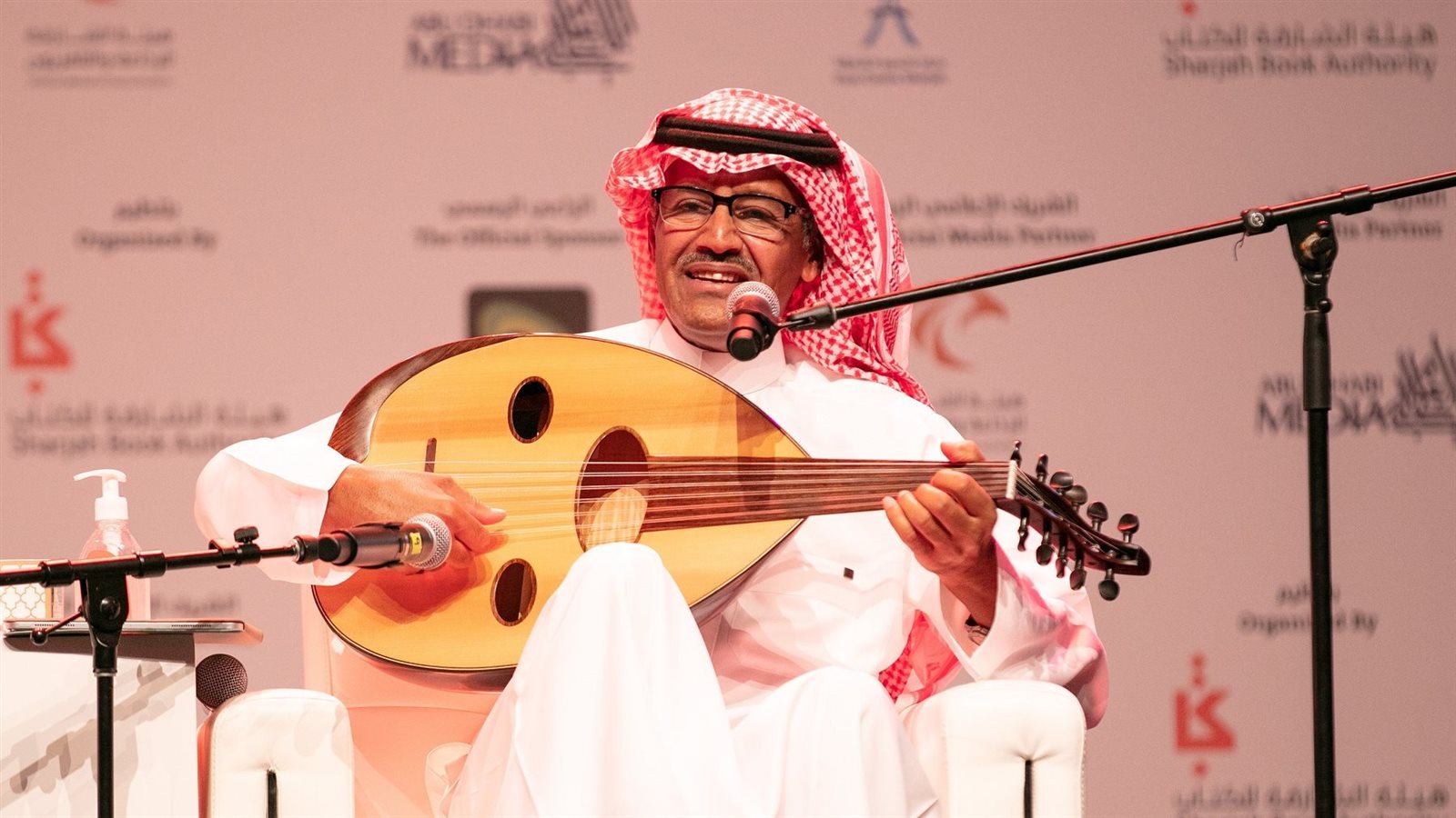 الفنان السعودي خالد عبدالرحمن 