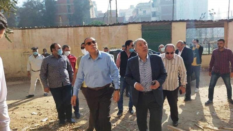 جولة محافظ الشرقية بمباني المدينة