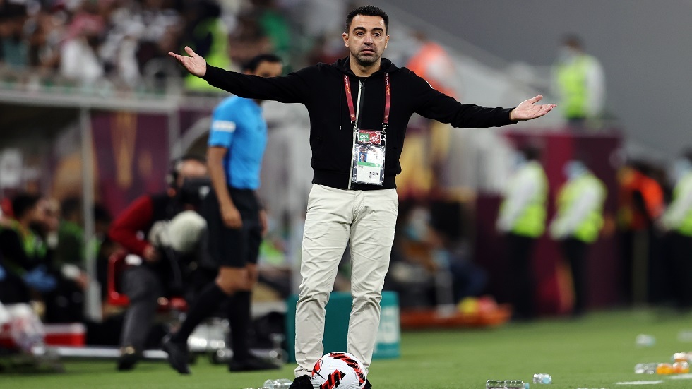 تشافي هيرنانديز المدير الفني لفريق برشلونة