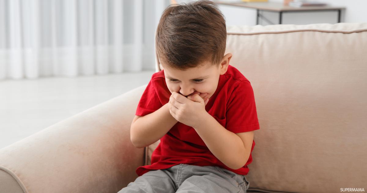 القيء-عند-الأطفال