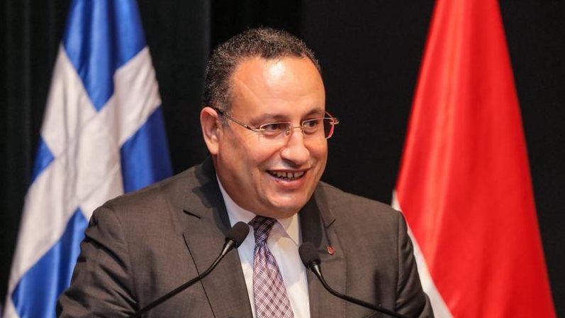 دكتور عبدالعزيز قنصوة رئيس جامعة الإسكندرية