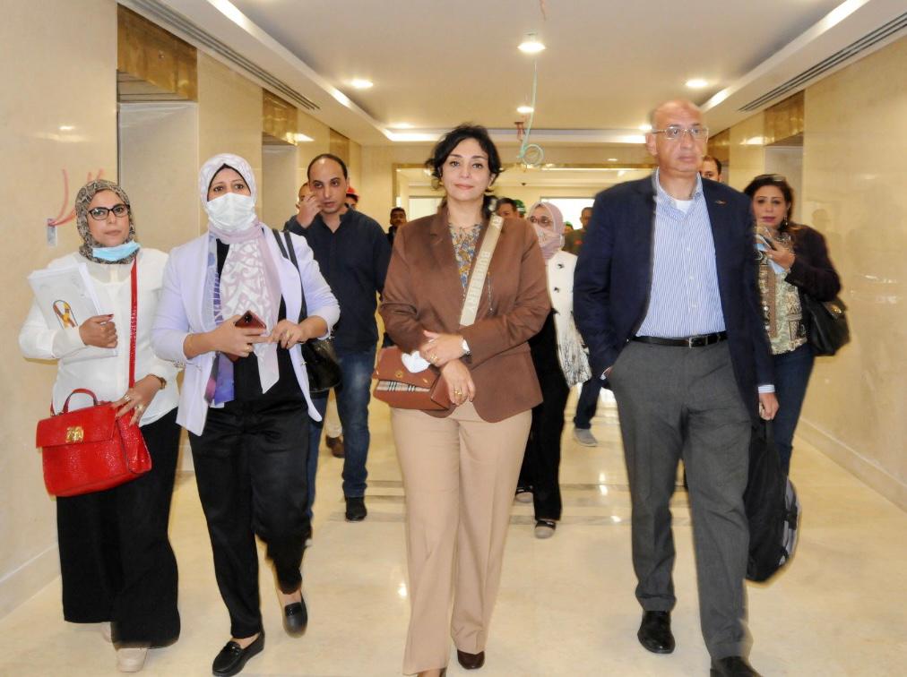 جانب من اللجنة مع غادة شلبي 