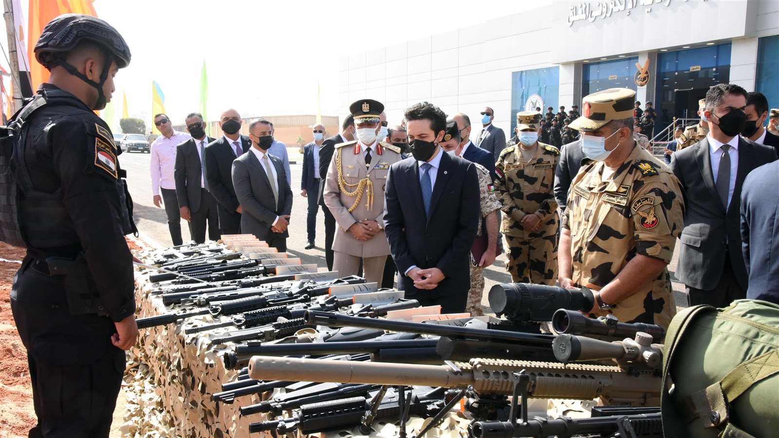 ولى العهد الأردني يشهد أحد الأنشطة التدريبية لقوات الصاعقة