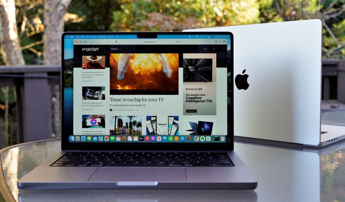 جهاز ماك برو من آبل