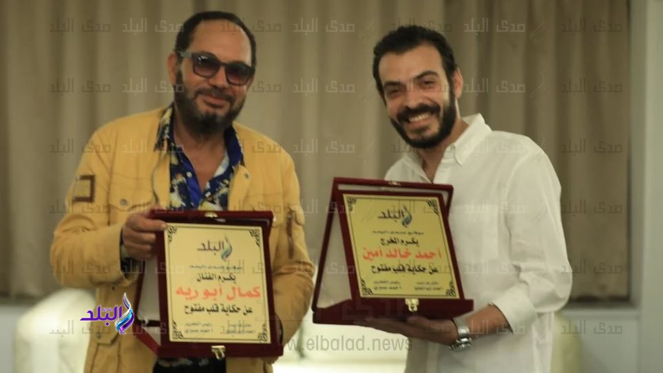 أحمد خالد أمين وكمال أبو رية 