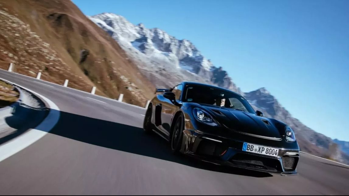 قريباً .. الكشف عن بورشة 718 كايمان GT4RS موديل 2022 