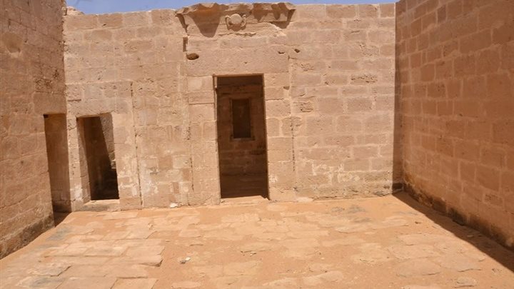 قصر الزيان الاثري 