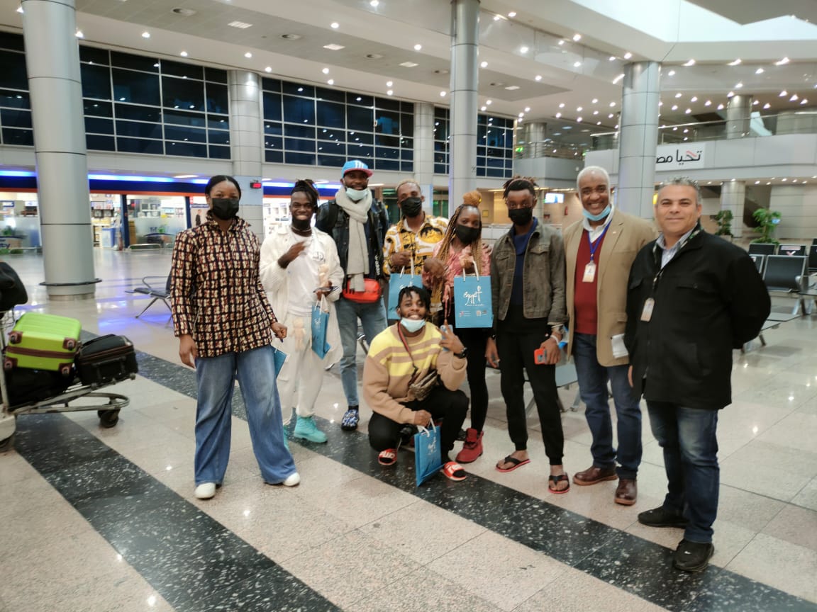 مطار القاهرة