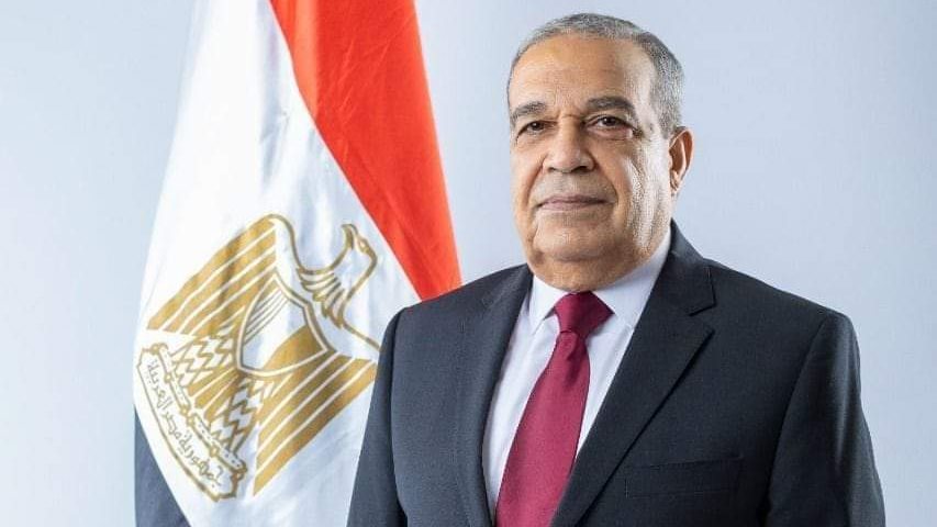 وزير الإنتاج الحربي 