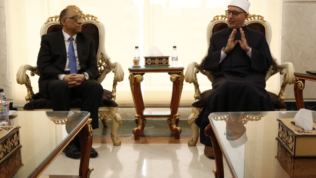 أمين مجمع البحوث الإسلامية يستقبل رئيس القومي للصحة والسكان