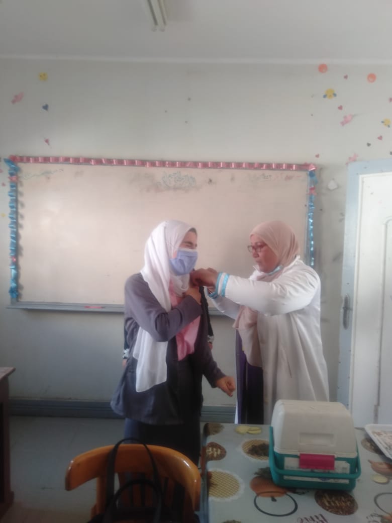 تطعيم الطلاب بلقاح كورونا بالدقهلية