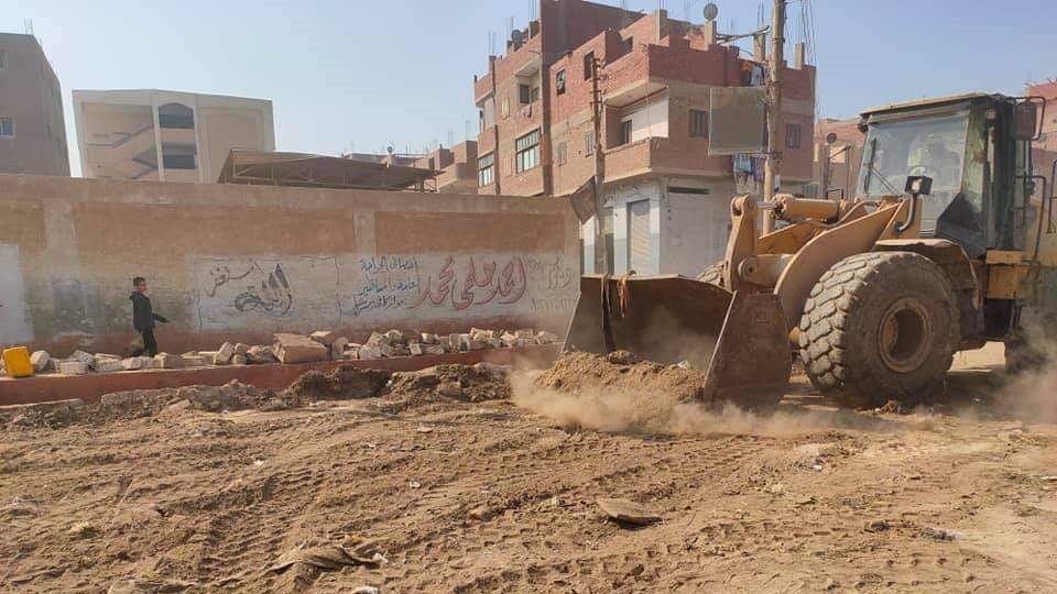 رفع مخلفات وتراكمات بالمنيا رفع مخلفات وتراكمات بالمنيا