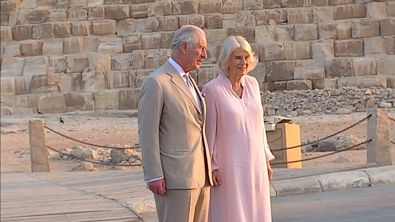 زيارة الأمير تشارلز وقرينته إلى الأهرامات