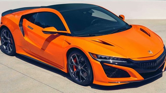 لمحبي السيارات الخارقة .. اكيورا NSX موديل 2021 في الكويت 