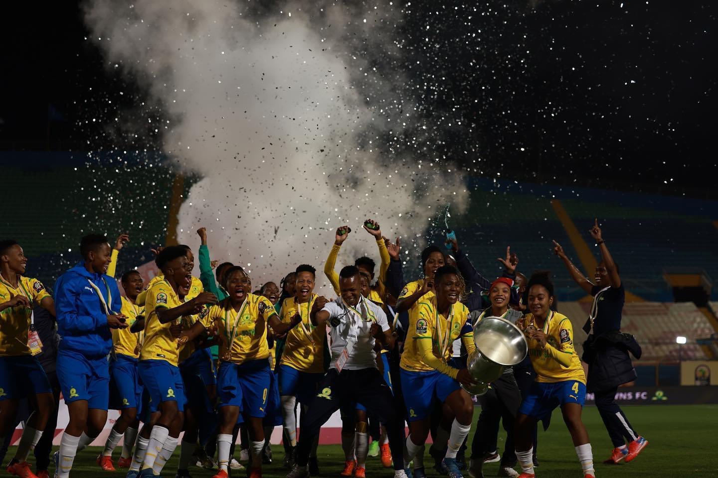 سيدات صن داونز