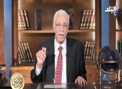  الدكتور حسام موافي أستاذ طب الحالات الحرجة بالقصر العيني