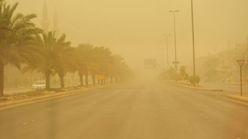 العاصفة الترابية
