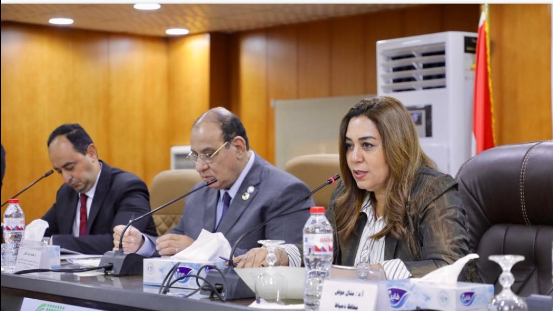  الدكتورة منال عوض محافظ دمياط