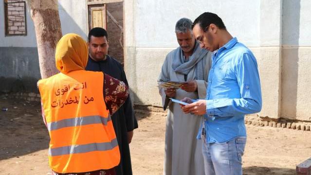 قافلة جامعة جنوب الوادى بقرية الهيشة