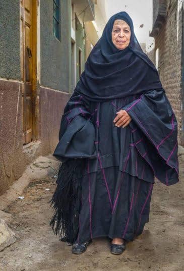 زي نسائي لسيدات في مصر (8)