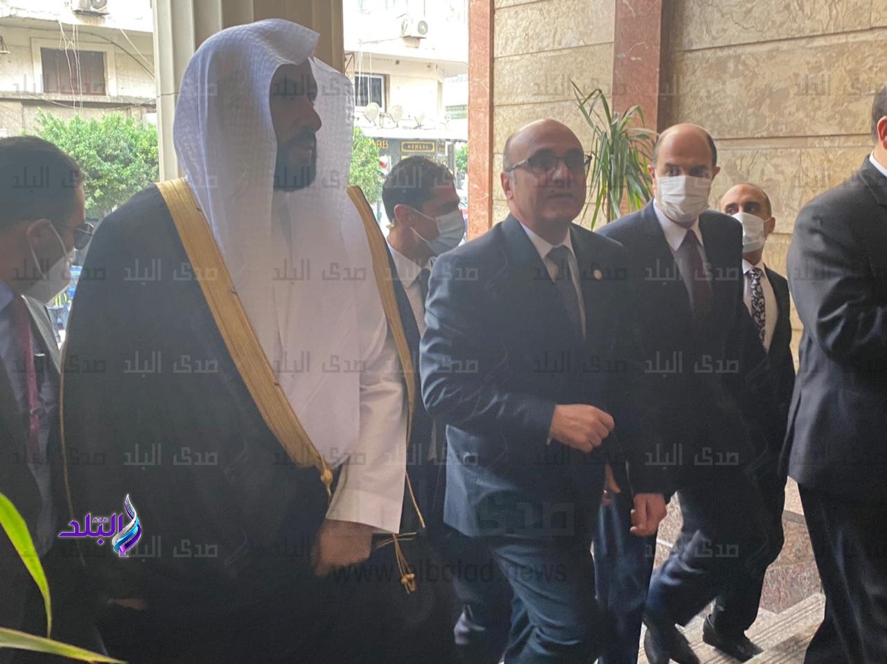 aa6141c2-0652-4c9d-a742-ed51680f5ec1