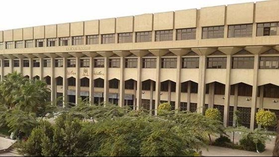 جامعة حلوان ط