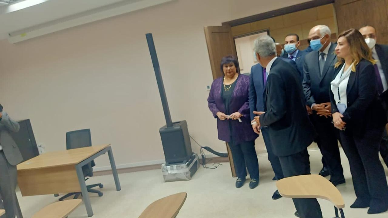 الدكتورة إيناس عبدالدايم وزيرة الثقافة