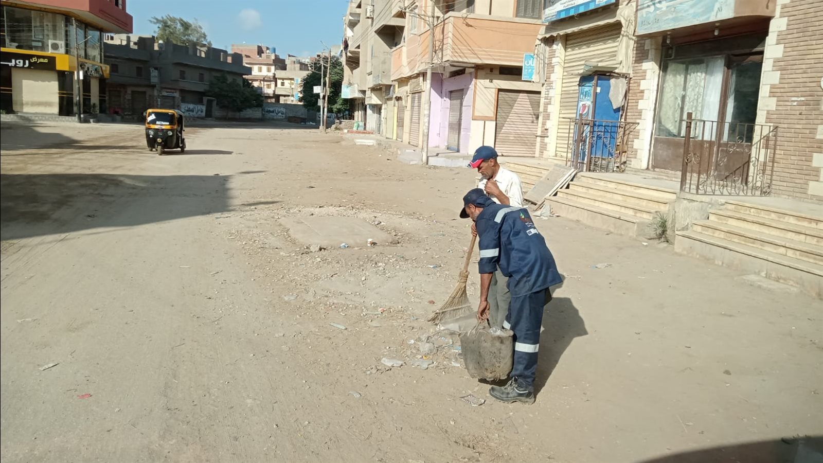 عمال النظافة والتجميل