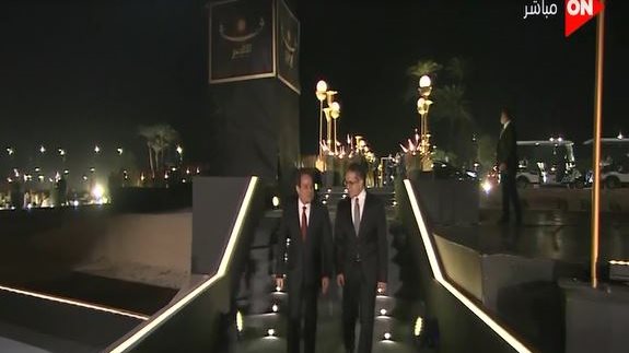 الرئيس السيسي و وزير الأثار  