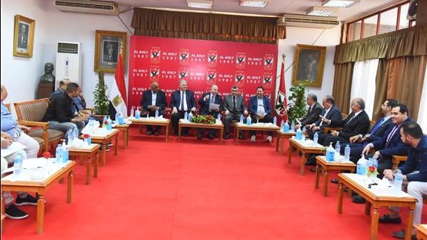 اجتماع اللجنة القضائية 