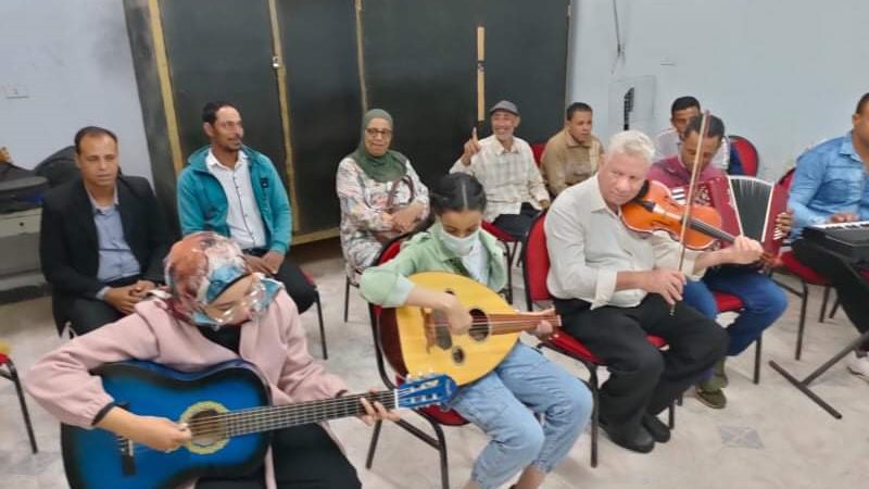 ورش ثقافية وفنية 