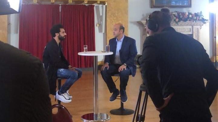 الإعلامي عمرو أديب مع محمد صلاح 