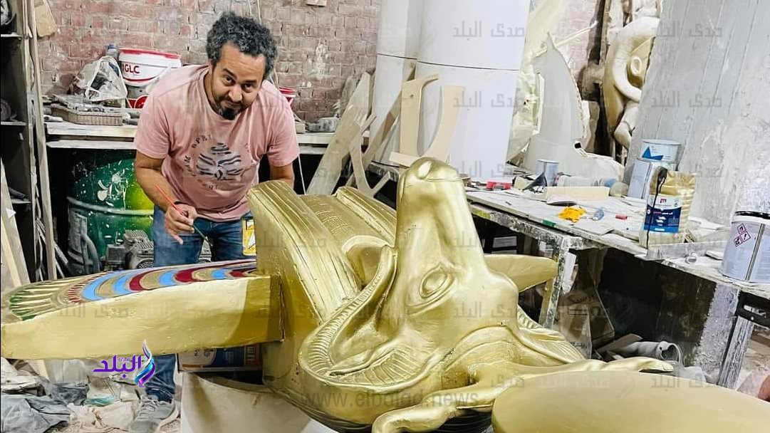 من كواليس تنفيذ ديكور مركبات احتفالية افتتاح طريق الكباش 