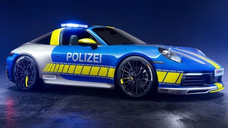 بالصور .. تيك آرت الألمانية تحول بورشه 911 لنسخة شرطية 