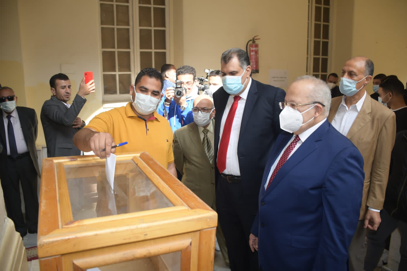 رئيس جامعة القاهرة 