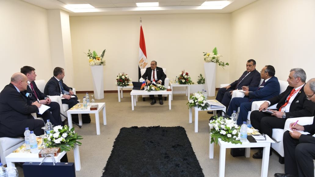 وزير الإنتاج الحربي 