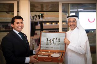 وزير لرياضة يبحث التعاون الثنائي مع نظيره القطري 