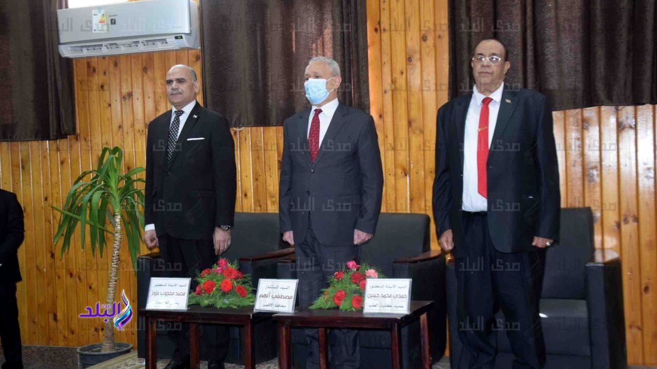 محافظ الأقصر يشهد احتفالية افتتاح كلية الطب