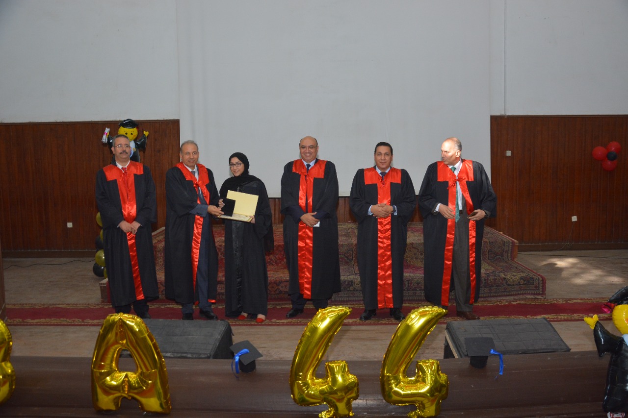 حقوق المنصورة تحتفل بتخرج الدفعة ٤٤