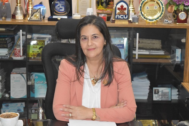  الدكتورة هويدا مصطفى عميد اعلام القاهرة
