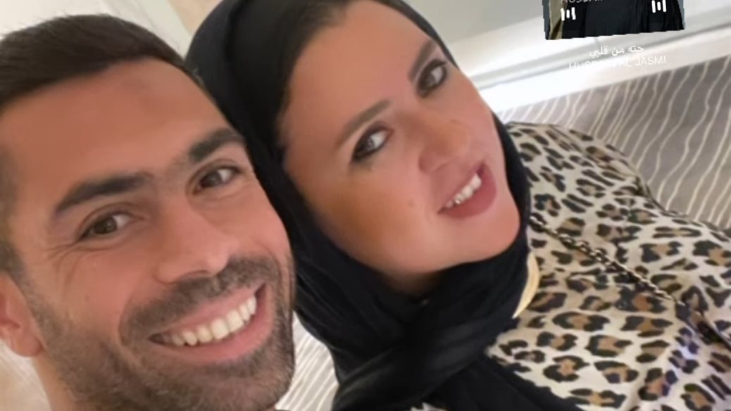 احمد فتحي وزوجته