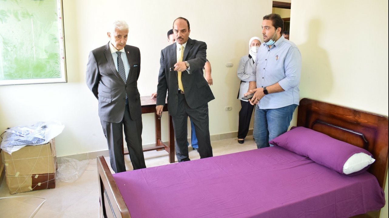 المدن الجامعية بالعريش