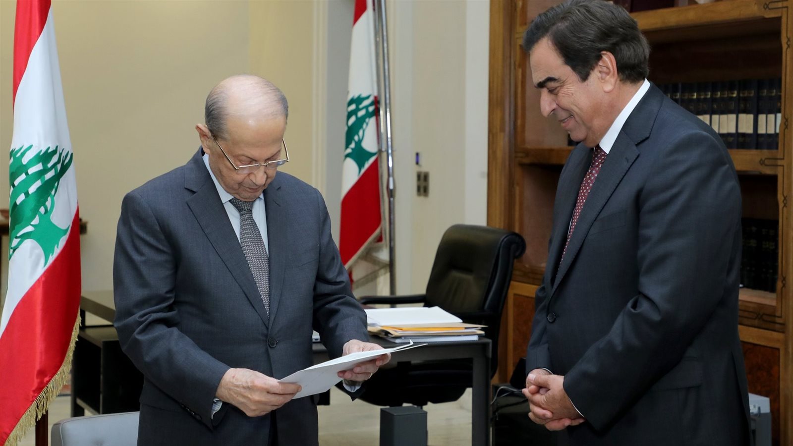 عون وقرداحي 