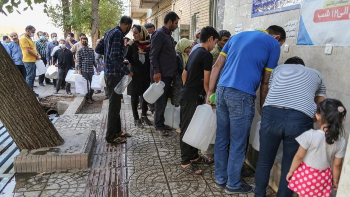 أزمة كبيرة في إيران