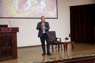 قيادات وزارة الشباب والرياضة يستعرضون الأنشطة والبرامج