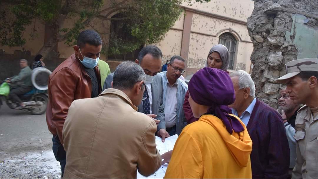 نائب محافظ المنيا يقود حملة ازالات
