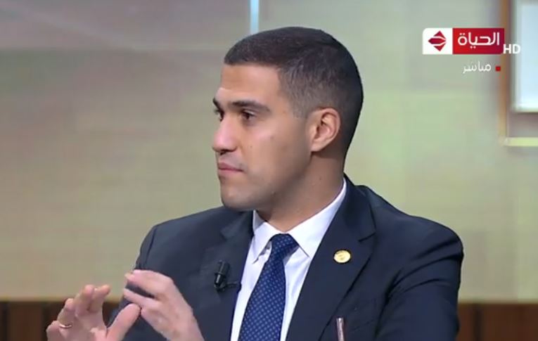 عادل العدوى مدير برنامج الاقتصاد بجامعة الجلالة